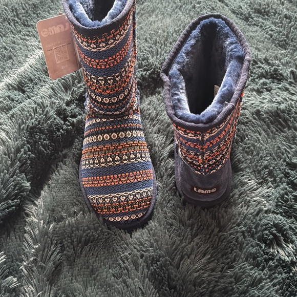 🔥🔥Lamo Juarez women’s boots 🔥🔥✨✨✨✨Host Pick ✨✨ - Picture 3 of 8